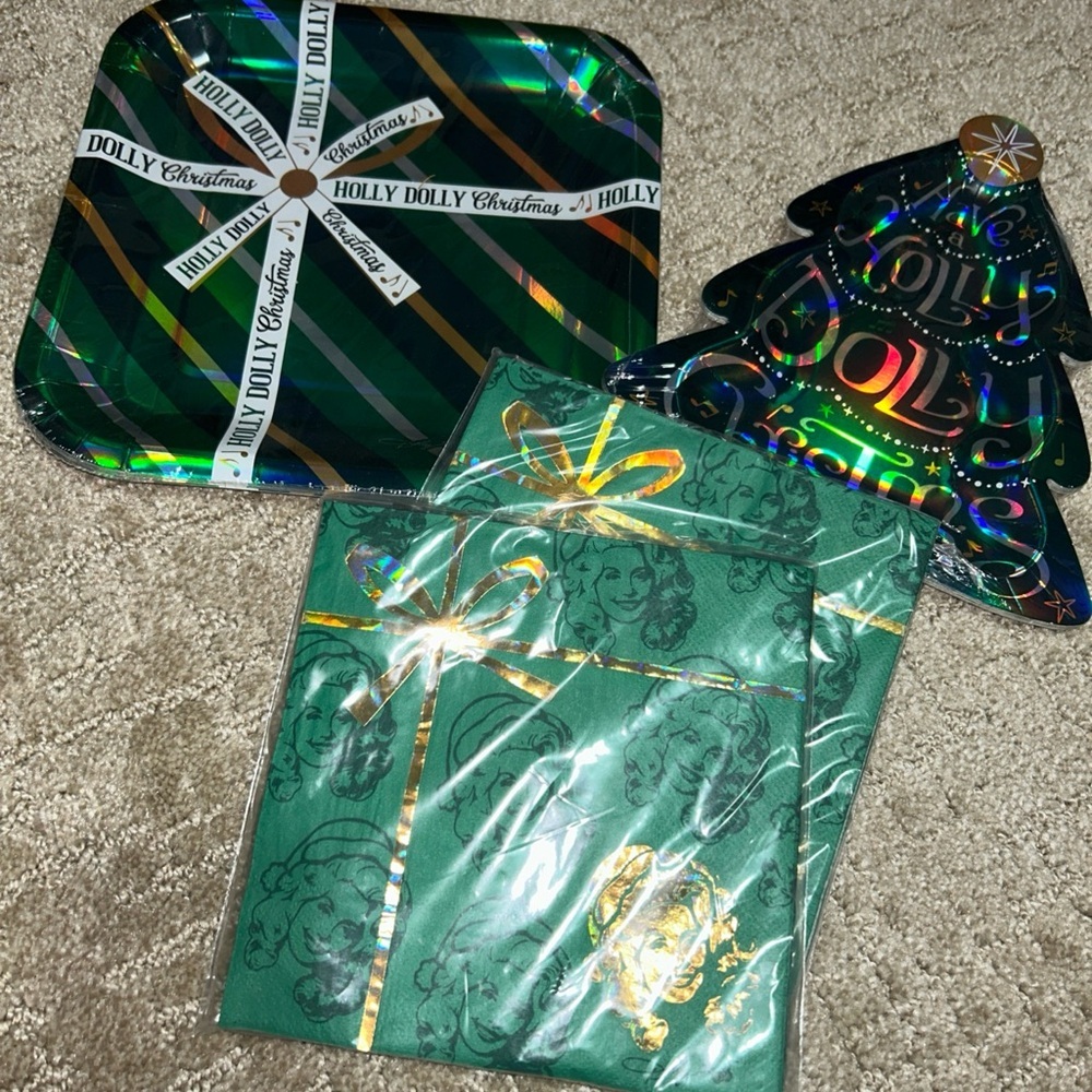 Lot Of Paper Plates And Napkins Dolly Parton Holly Dolly Christmas Party Set